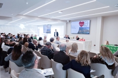 4746de51-96f0-4f21-b8ce-633a7c9de1f4-2